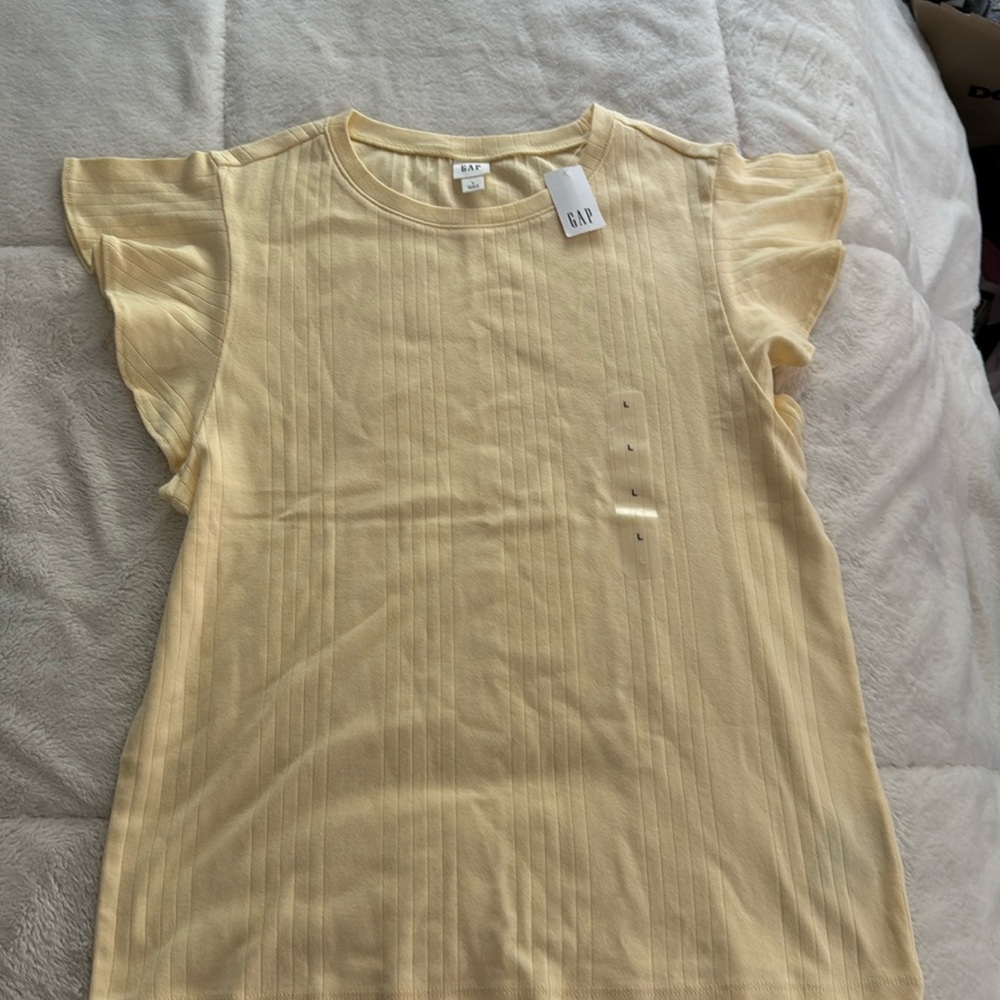 Brand new Gap women’s shirt